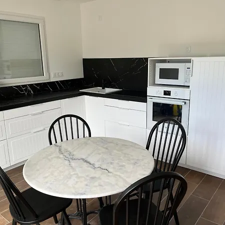 Maison Avec Piscine Interieure Privee, Buses De Spa, Jardin Clos Et Parking Aouste-sur-Sye