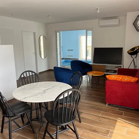 Вилла Maison Avec Piscine Interieure Privee, Buses De Spa, Jardin Clos Et Parking